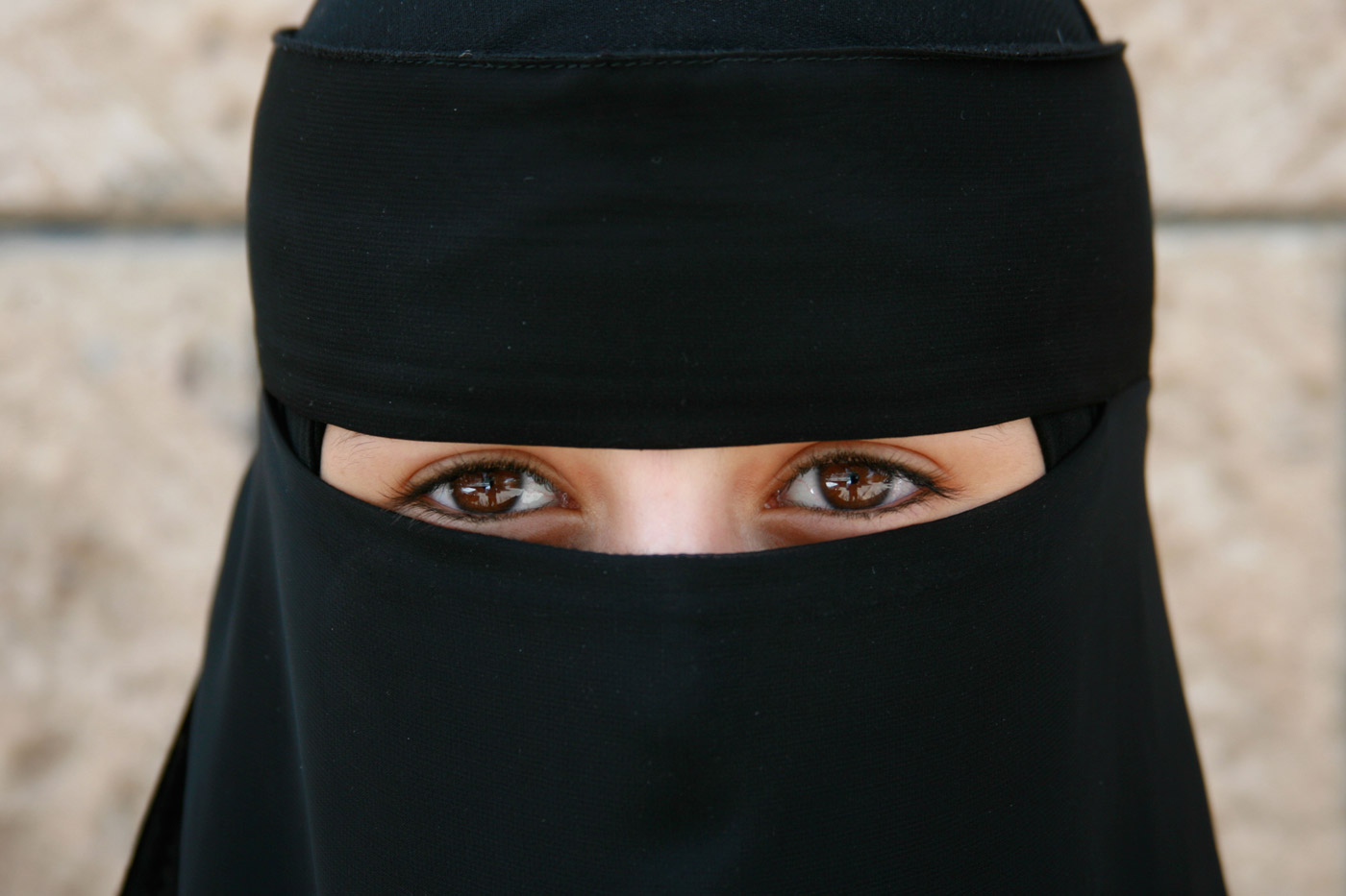 Young woman, Yemen